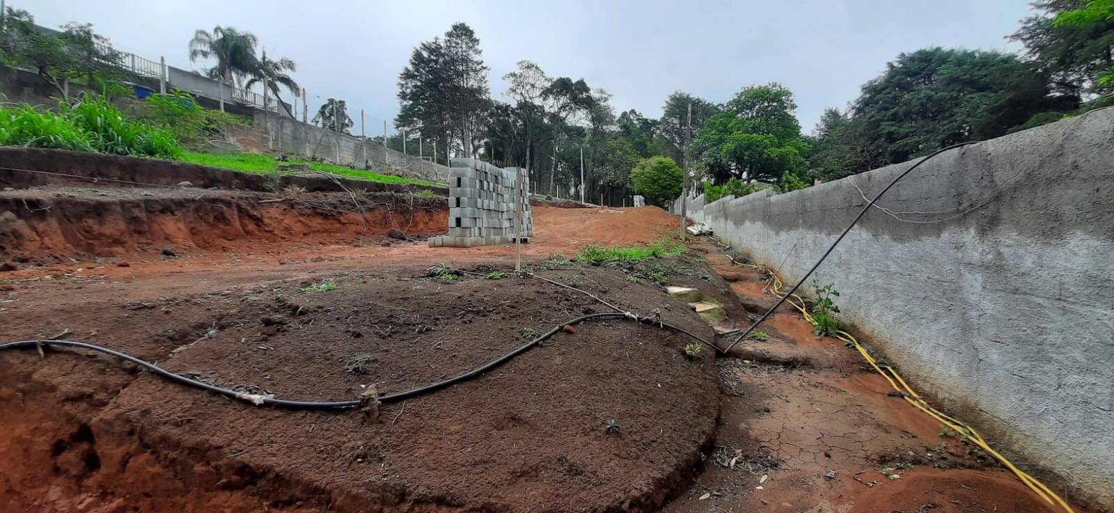 Terreno à venda com 1 quarto, 520m² - Foto 7