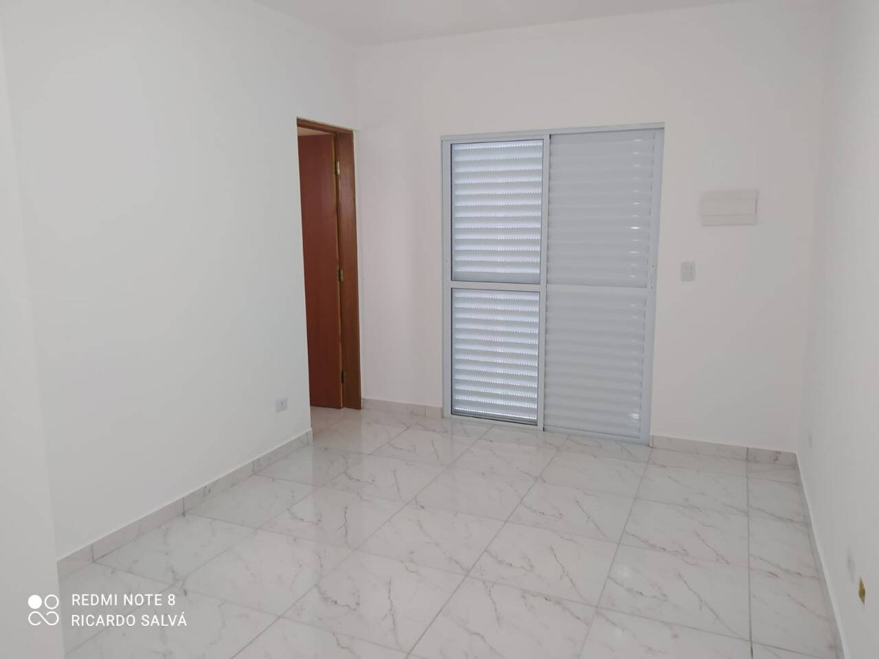 Casa à venda com 2 quartos, 80m² - Foto 14