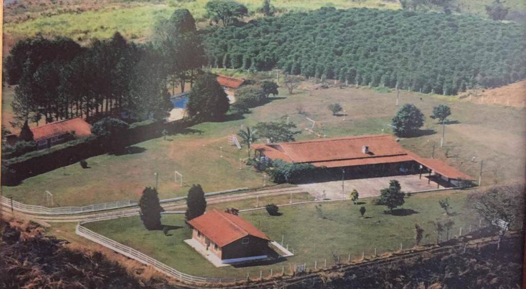 Fazenda à venda com 10 quartos, 48000m² - Foto 1