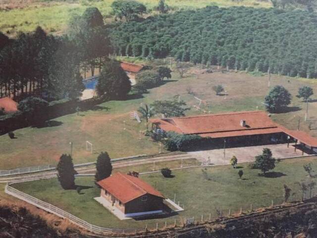 Venda em Cachoeira Abaixo - Piracaia