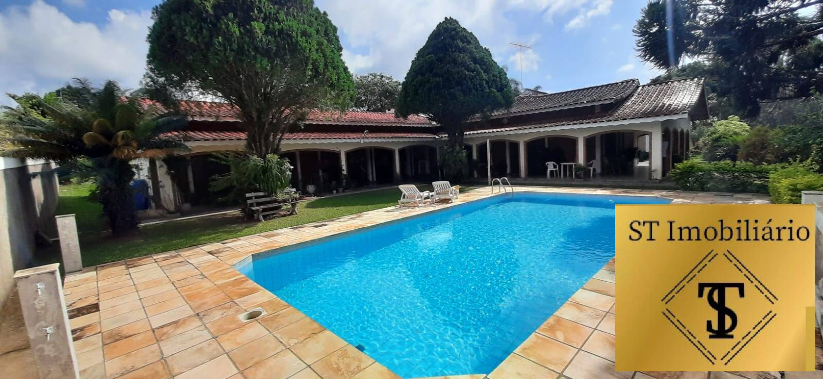 Fazenda à venda com 5 quartos, 580m² - Foto 2