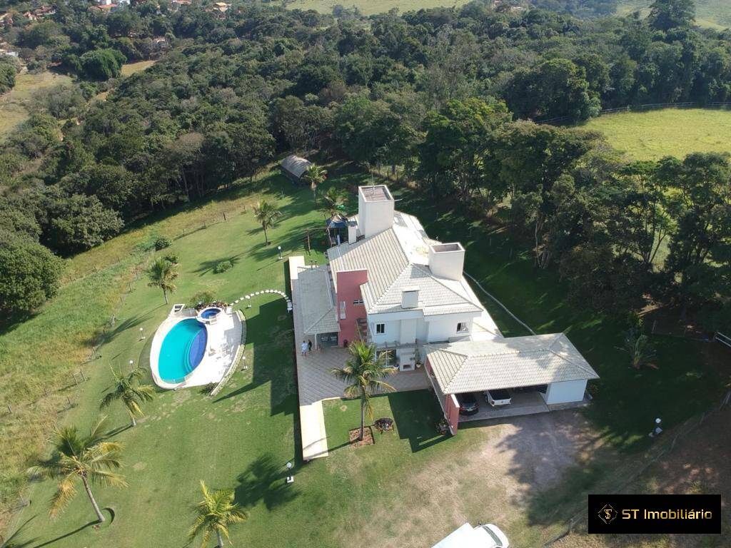 Fazenda à venda com 9 quartos, 650m² - Foto 24