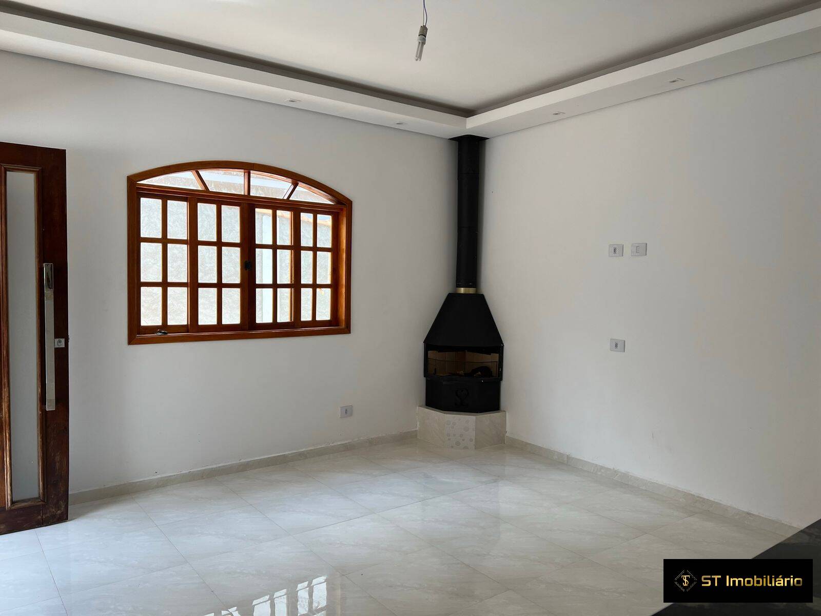 Casa à venda com 3 quartos, 110m² - Foto 8