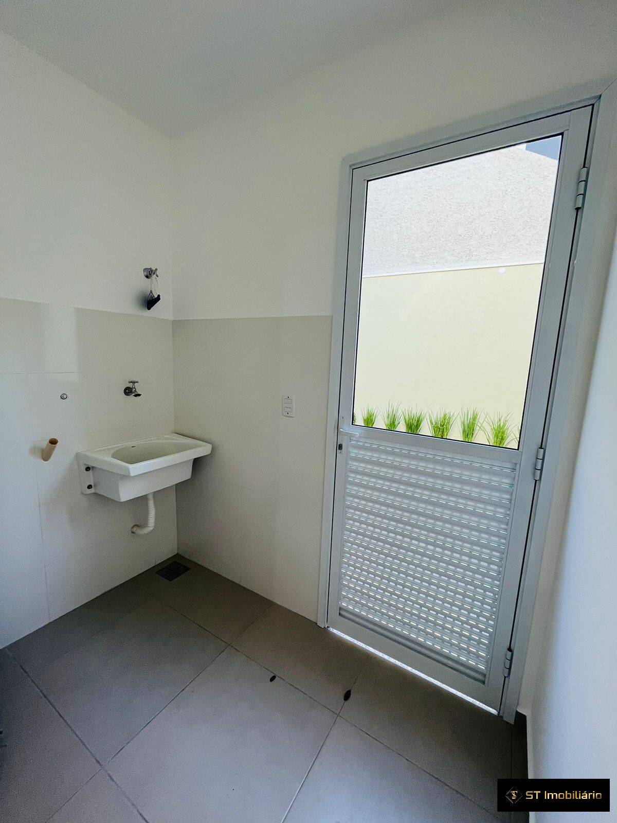 Casa à venda com 2 quartos, 125m² - Foto 8