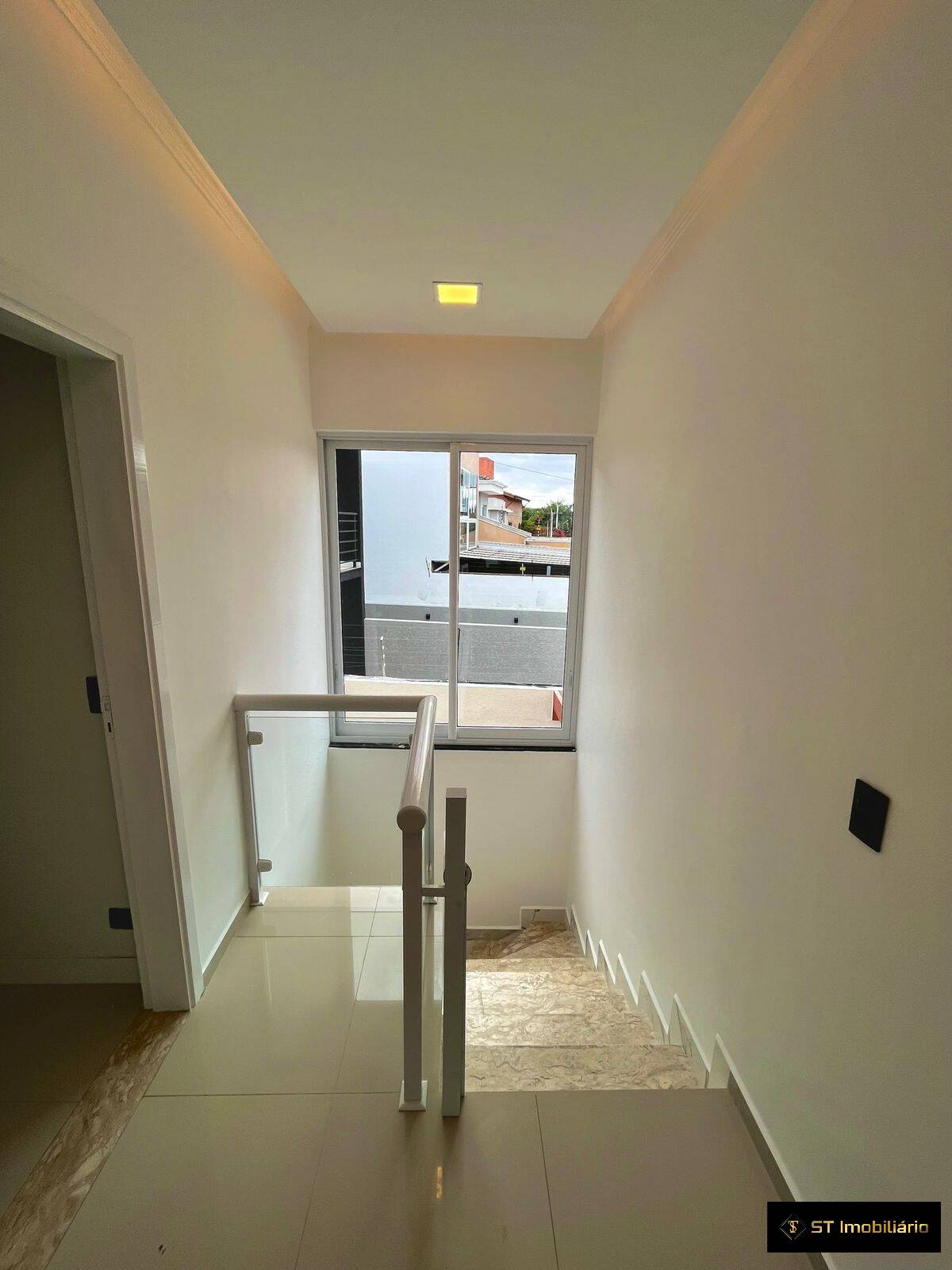 Casa à venda com 3 quartos, 100m² - Foto 19