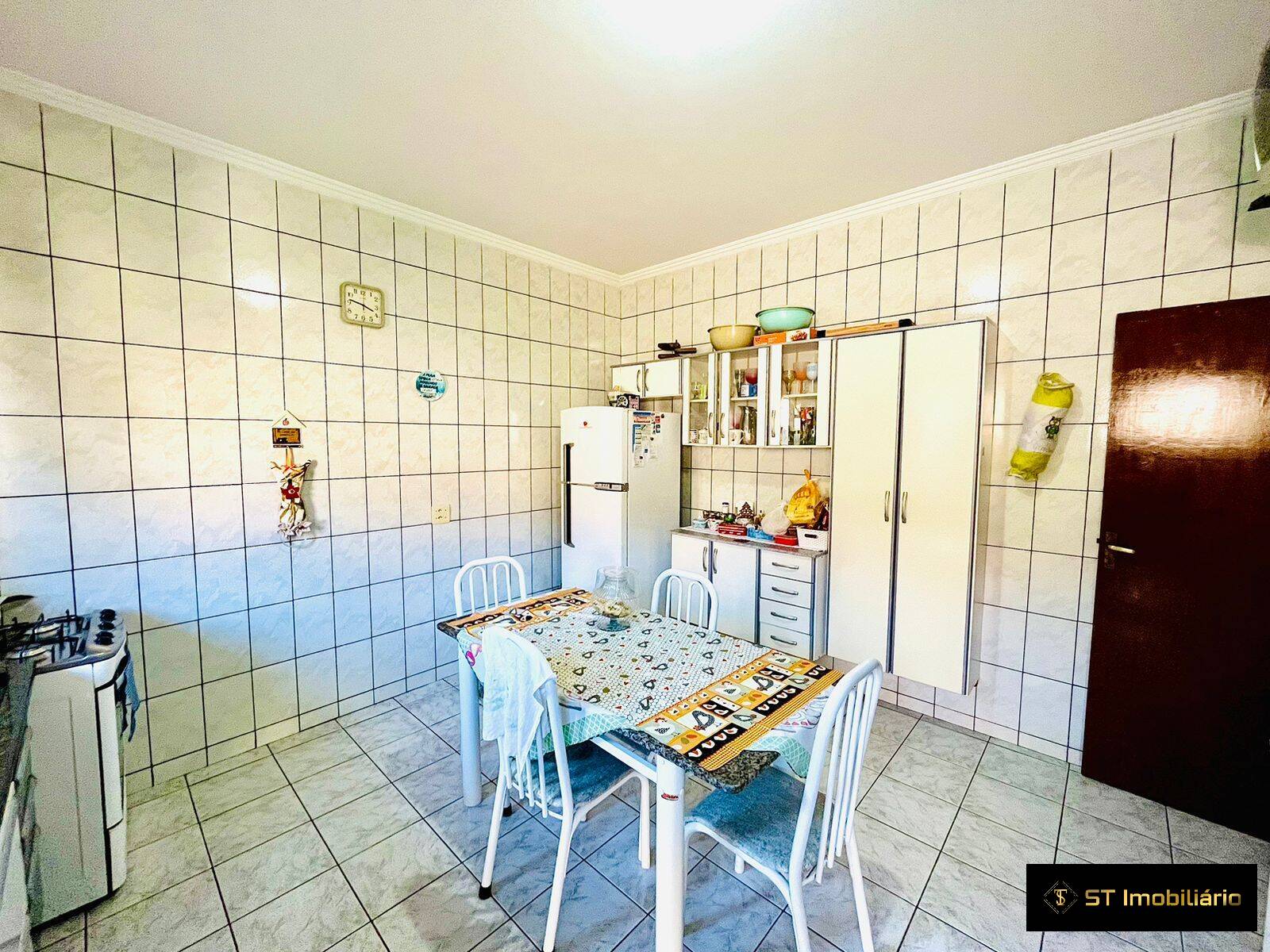 Fazenda à venda com 5 quartos, 180m² - Foto 7