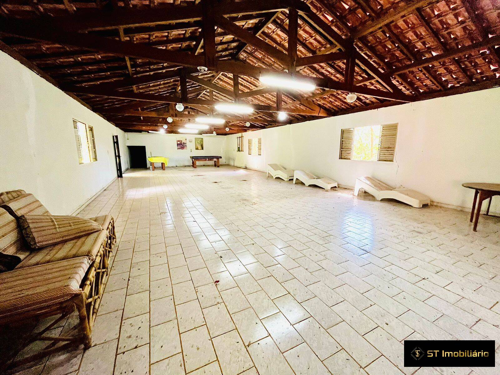 Fazenda à venda com 8 quartos, 705m² - Foto 23