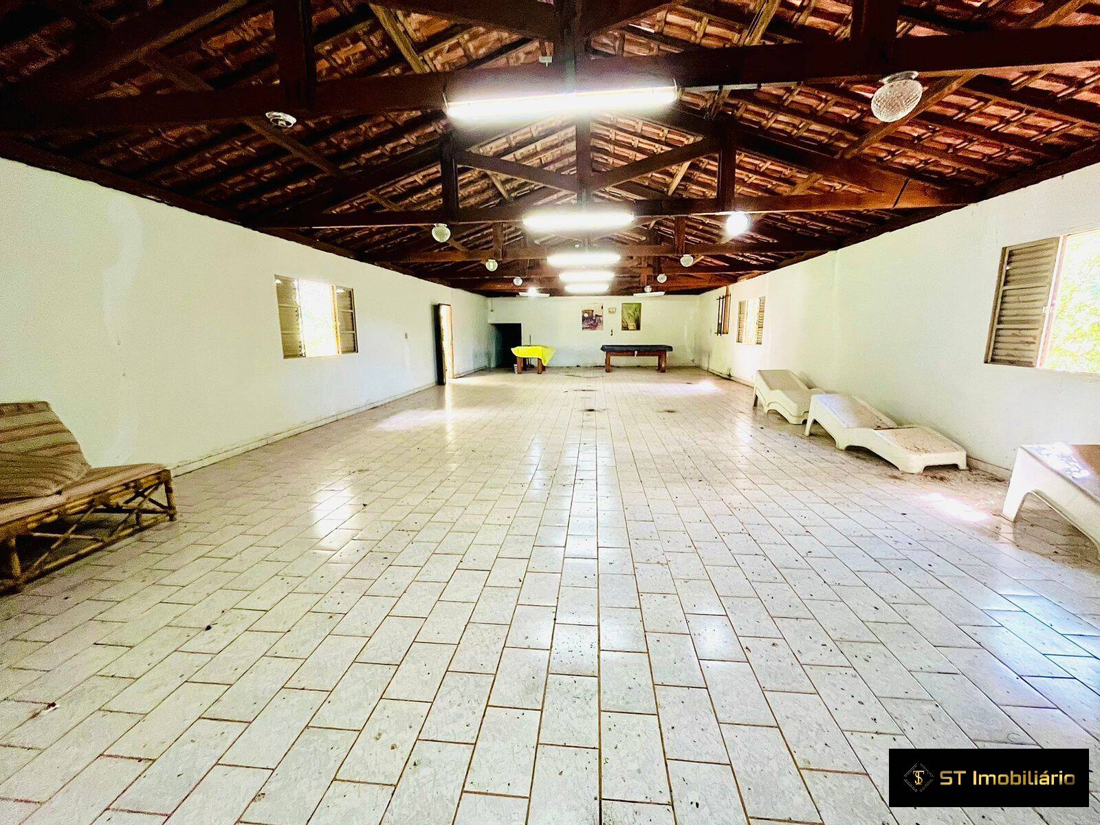 Fazenda à venda com 8 quartos, 705m² - Foto 24