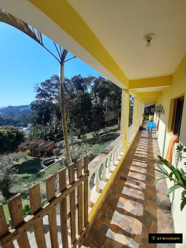 Fazenda à venda com 3 quartos, 200m² - Foto 3