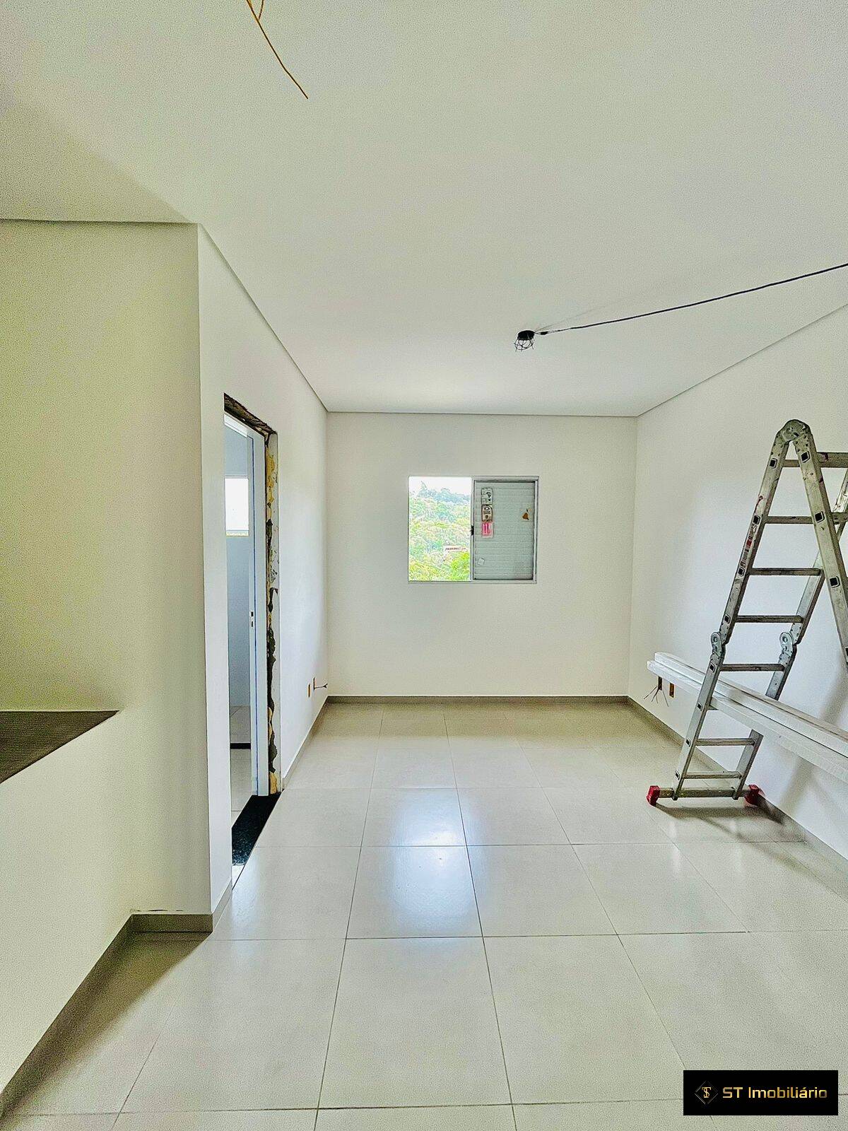 Casa à venda com 3 quartos, 77m² - Foto 7