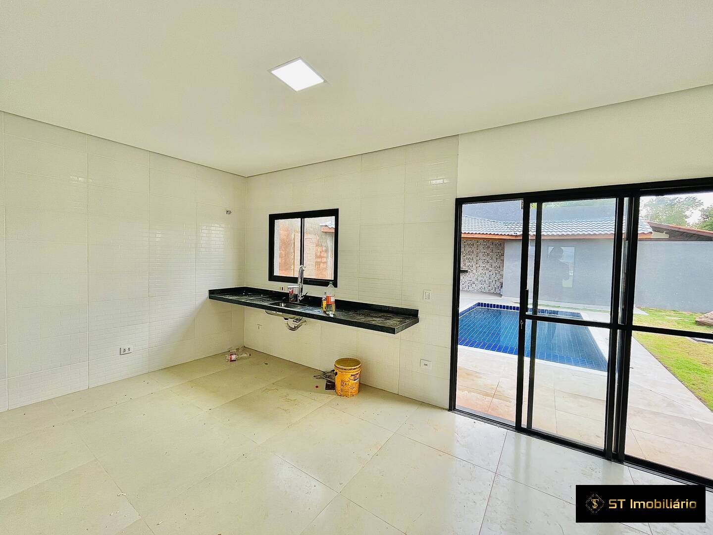 Casa à venda com 3 quartos, 122m² - Foto 5