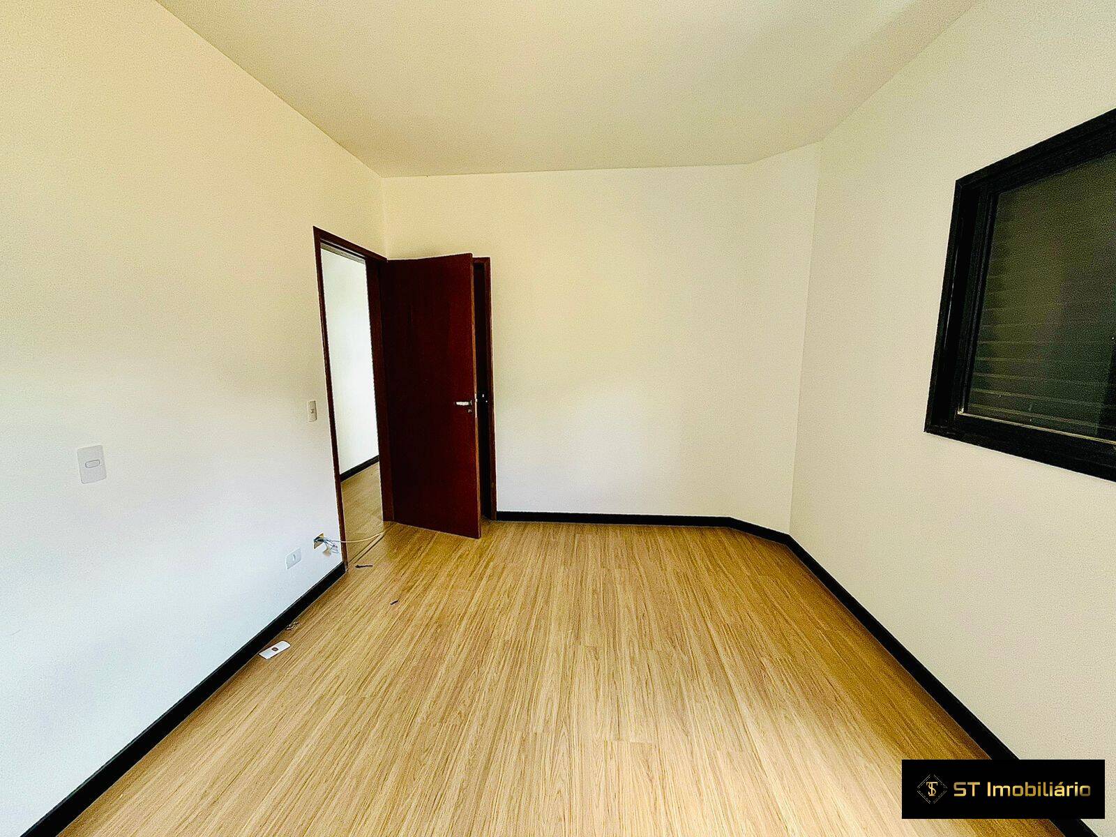 Casa à venda com 3 quartos, 171m² - Foto 18