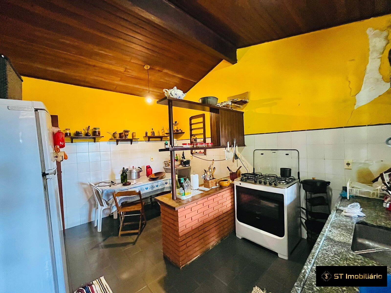 Casa à venda com 4 quartos, 310m² - Foto 11