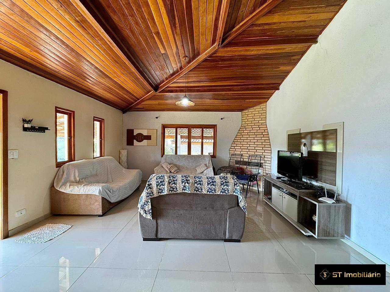 Fazenda à venda com 6 quartos, 450m² - Foto 10