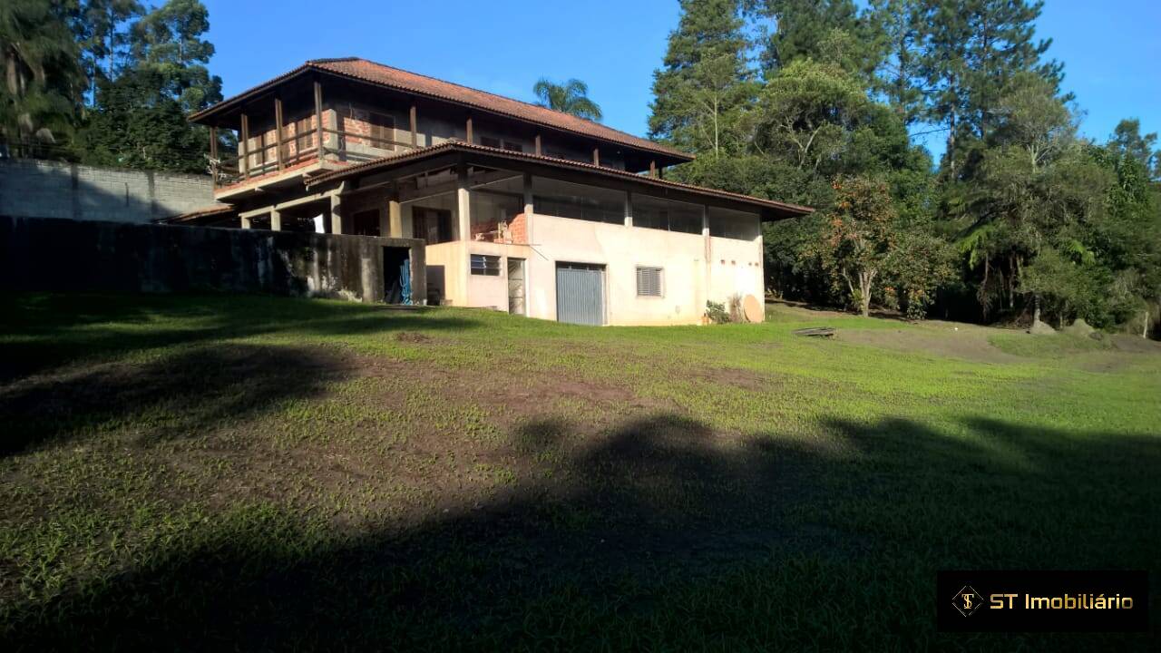 Fazenda à venda com 3 quartos, 620m² - Foto 1