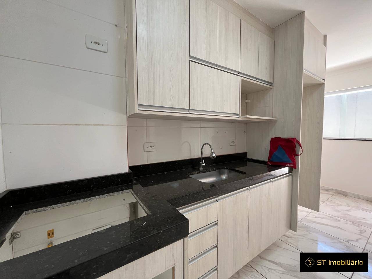 Apartamento à venda com 2 quartos, 40m² - Foto 5