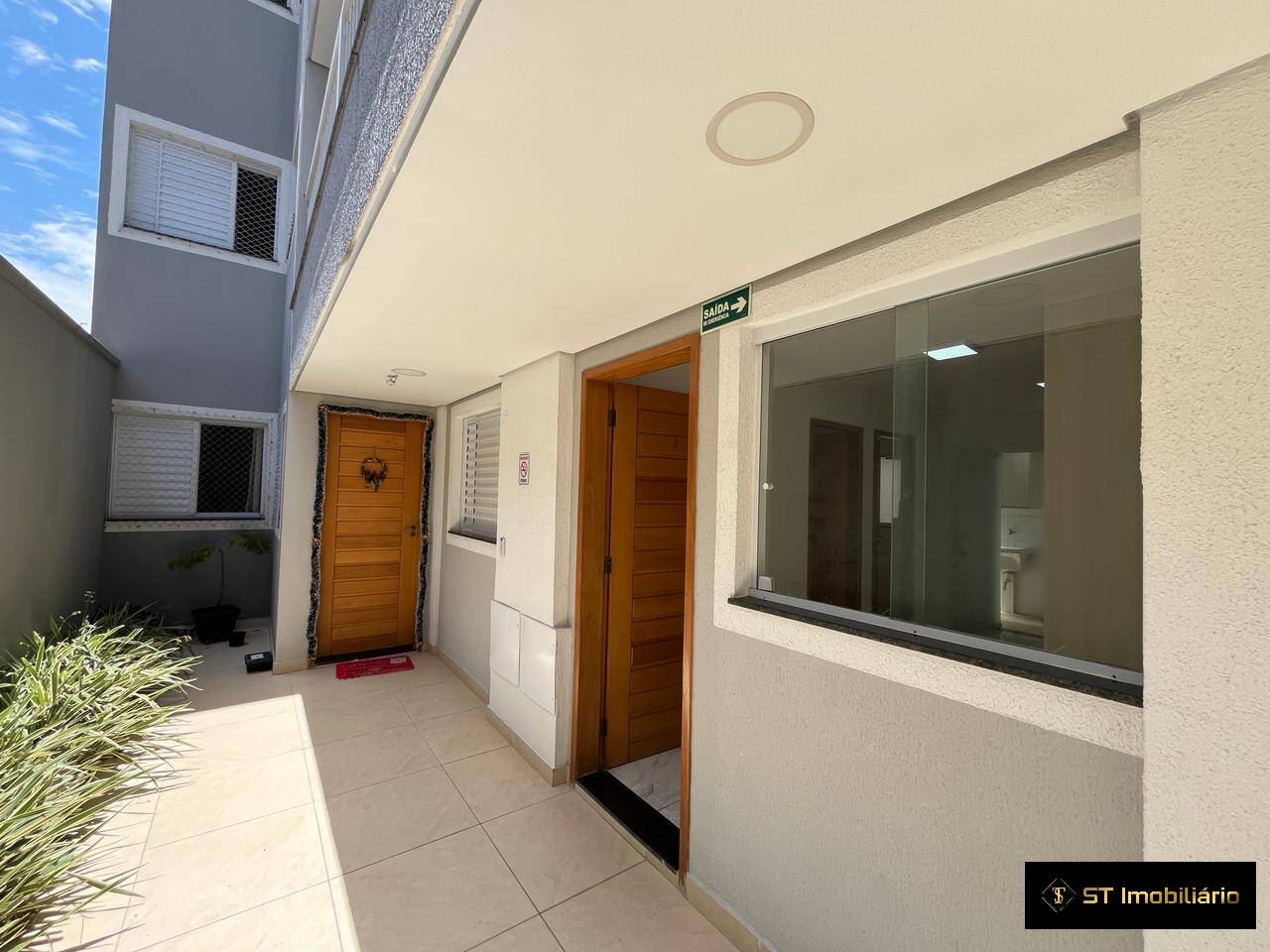 Apartamento à venda com 2 quartos, 40m² - Foto 2