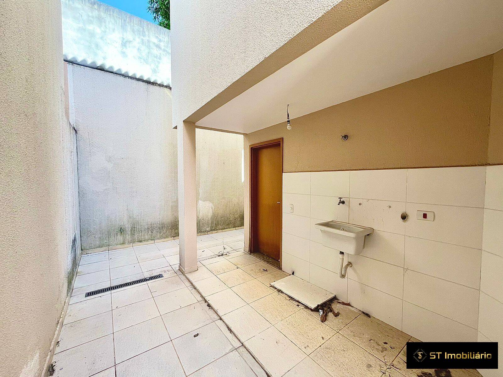 Casa à venda com 2 quartos, 73m² - Foto 18