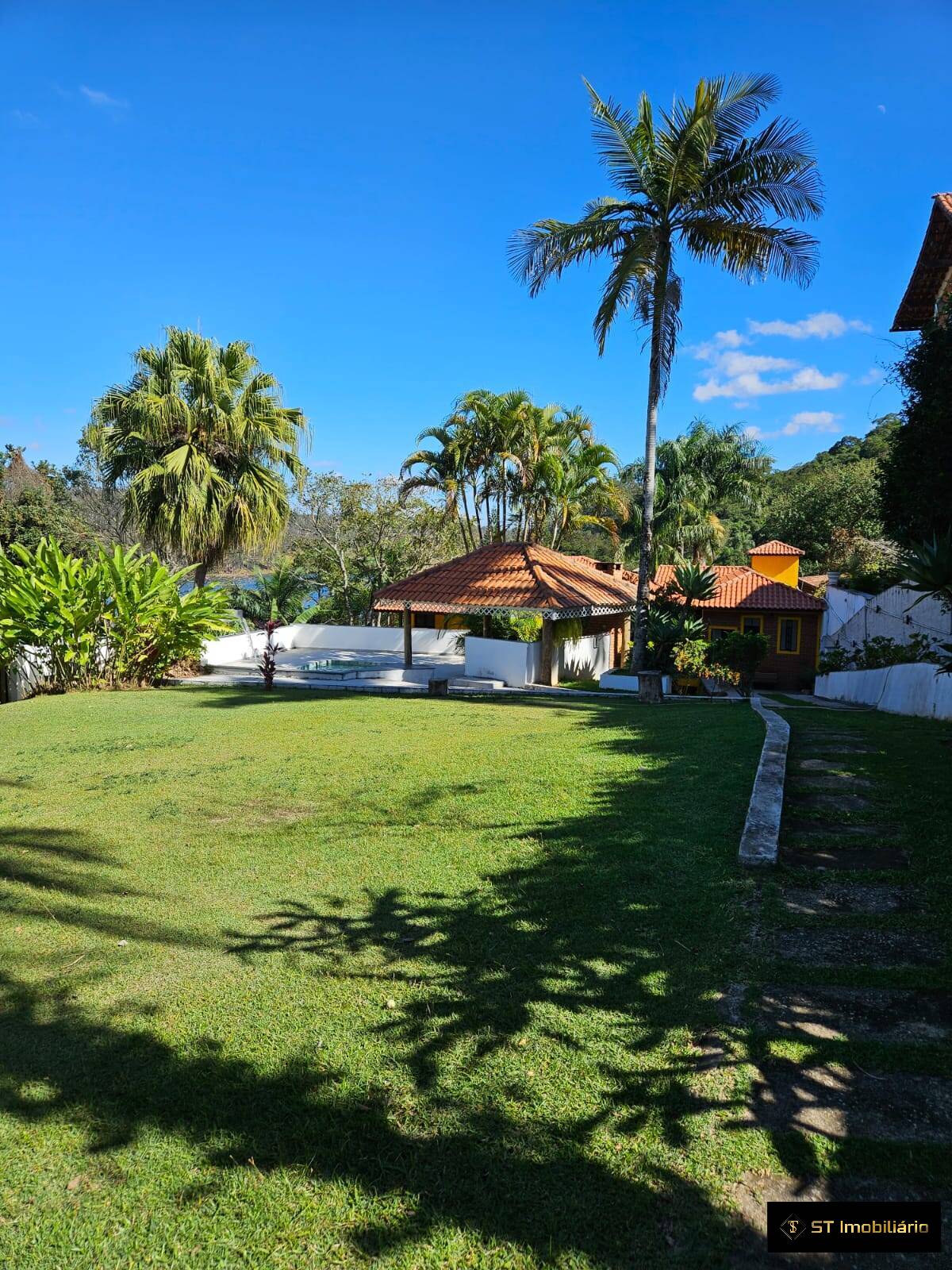 Fazenda à venda com 2 quartos, 1100m² - Foto 23