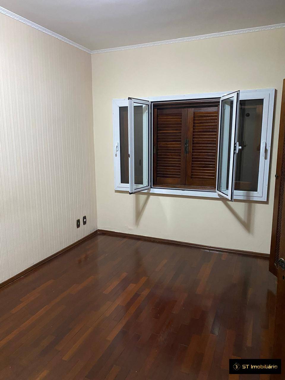 Casa para alugar com 3 quartos, 360m² - Foto 21