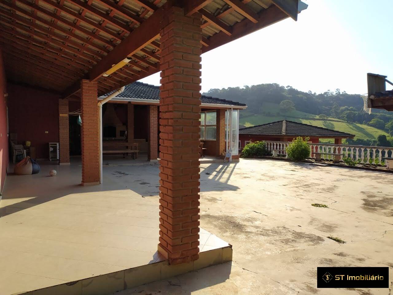 Fazenda à venda com 4 quartos, 250m² - Foto 7