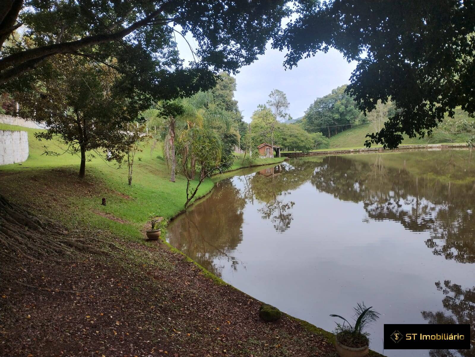 Fazenda à venda com 7 quartos, 900m² - Foto 8