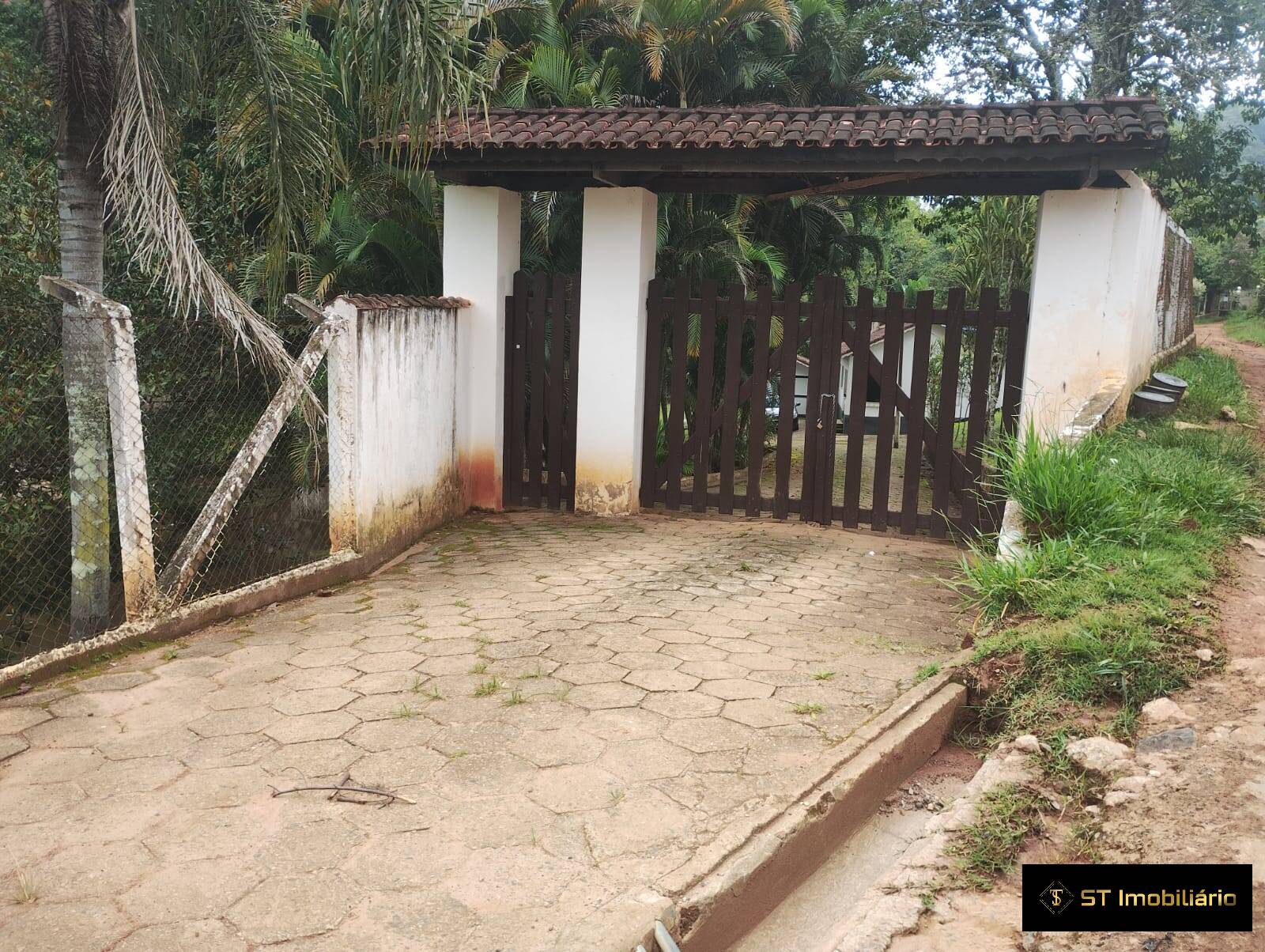 Fazenda à venda com 7 quartos, 900m² - Foto 16