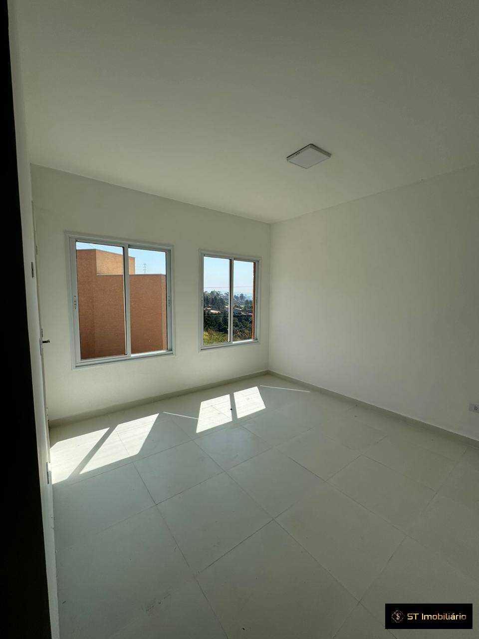 Casa à venda com 3 quartos, 76m² - Foto 14