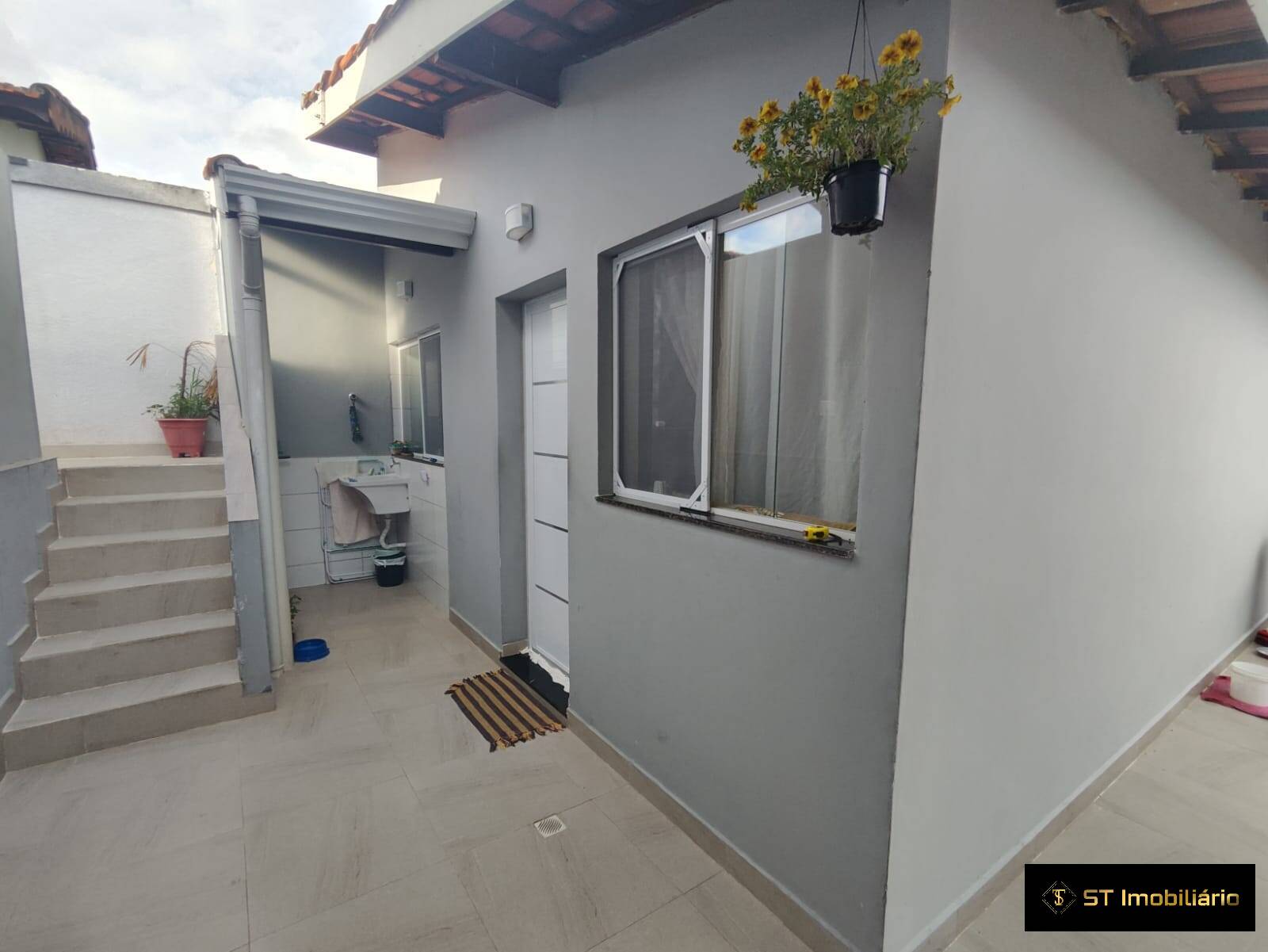 Casa à venda com 4 quartos, 150m² - Foto 17