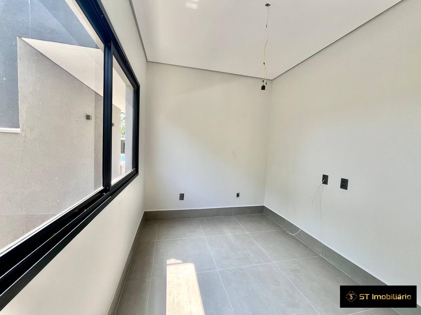 Casa de Condomínio à venda com 4 quartos, 286m² - Foto 10