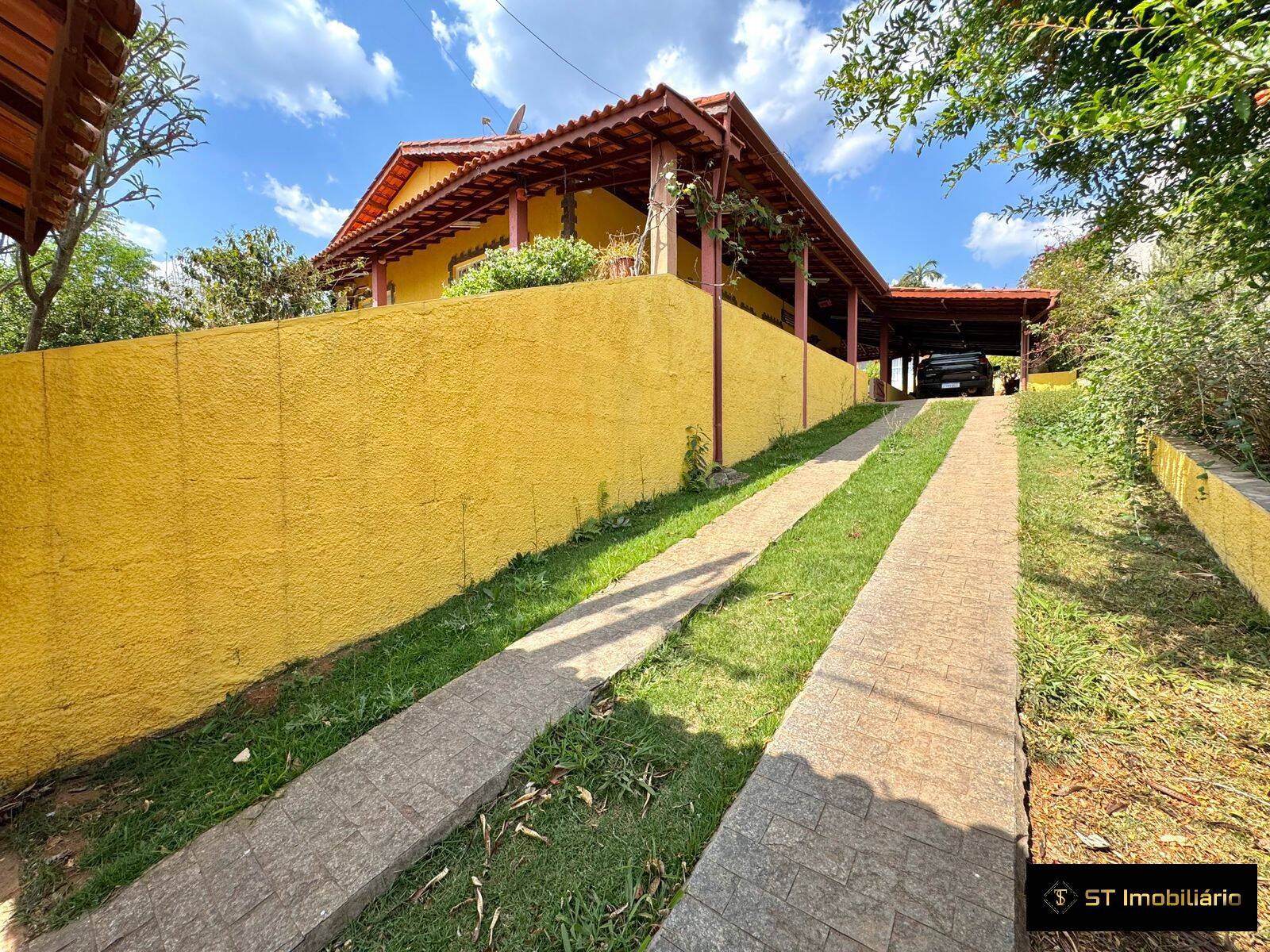 Fazenda à venda com 6 quartos, 264m² - Foto 2