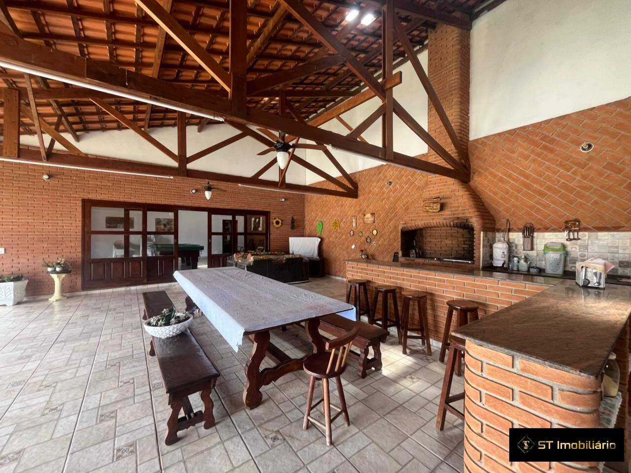 Fazenda à venda com 4 quartos, 450m² - Foto 3