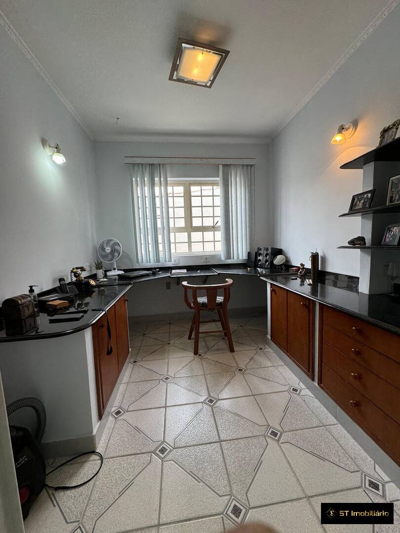 Casa à venda com 3 quartos, 120m² - Foto 15