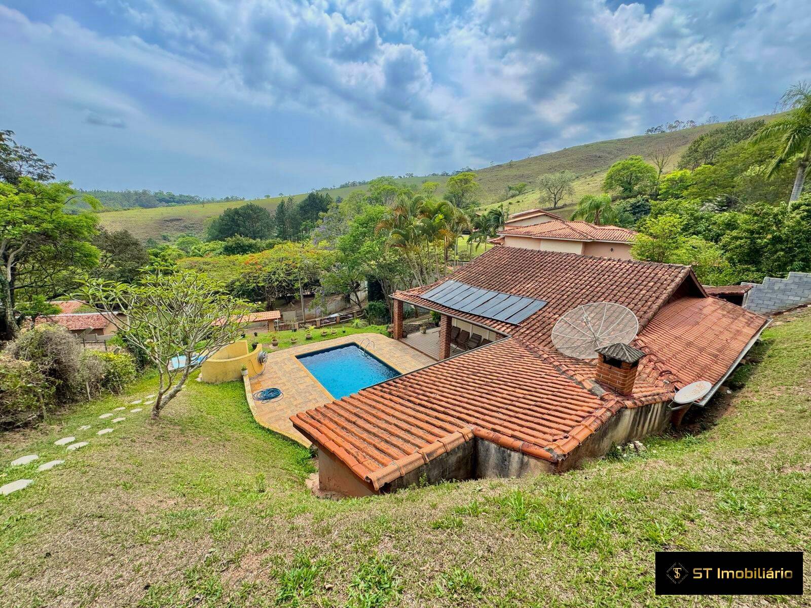 Fazenda à venda com 3 quartos, 165m² - Foto 3