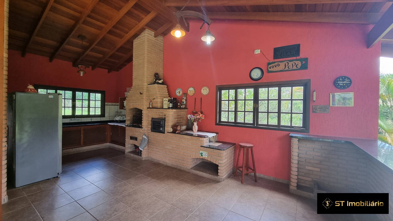 Fazenda à venda com 3 quartos, 650m² - Foto 15