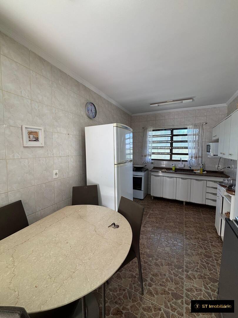 Fazenda à venda com 3 quartos, 180m² - Foto 16