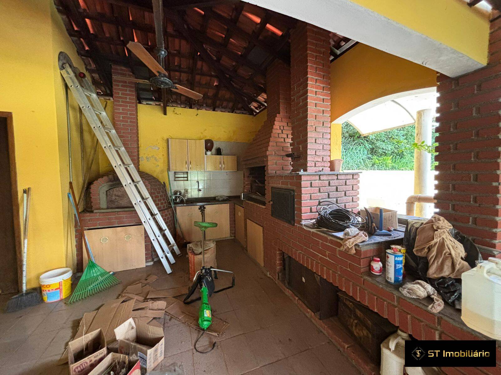 Fazenda à venda com 3 quartos, 379m² - Foto 15