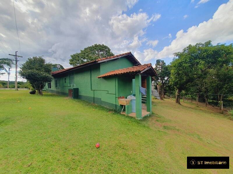 Fazenda à venda com 2 quartos, 110m² - Foto 3