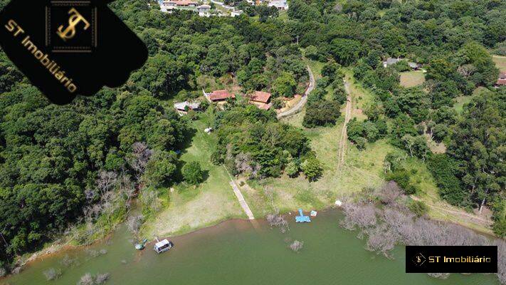 Fazenda à venda com 2 quartos, 140m² - Foto 1