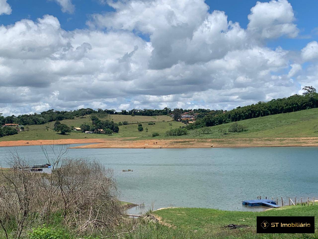 Fazenda à venda com 2 quartos, 140m² - Foto 11