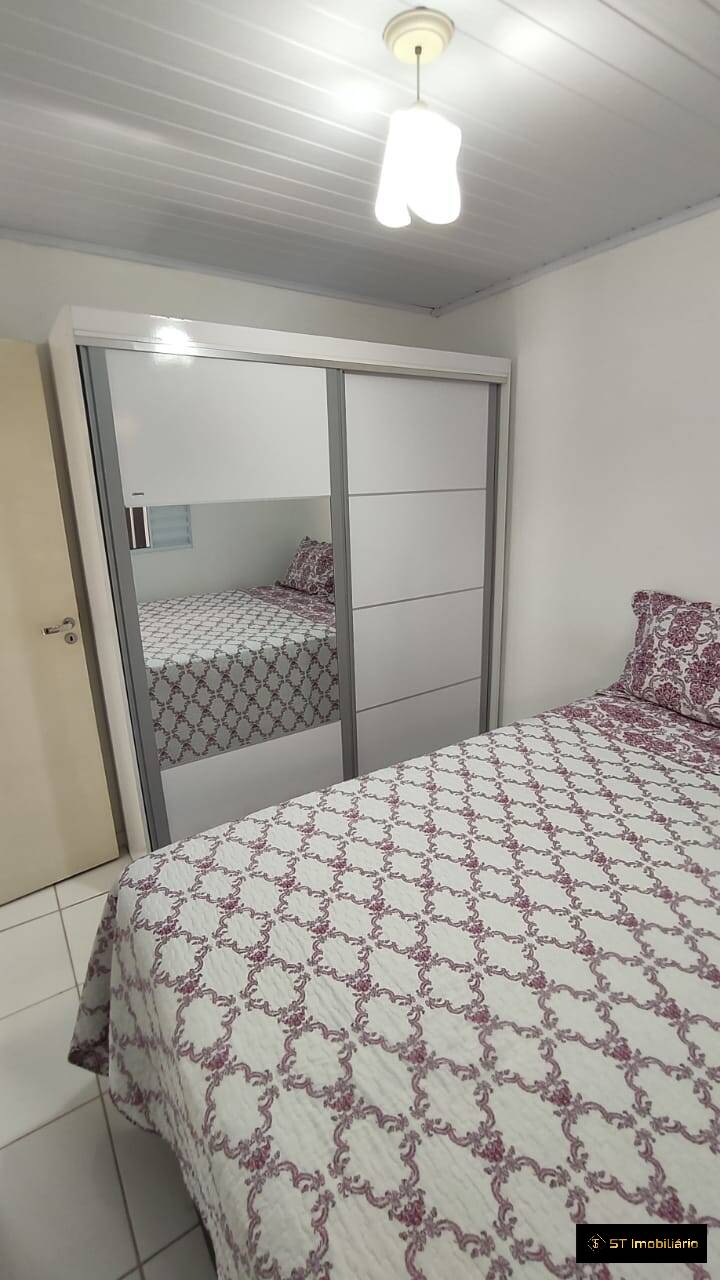 Casa à venda com 2 quartos, 110m² - Foto 6